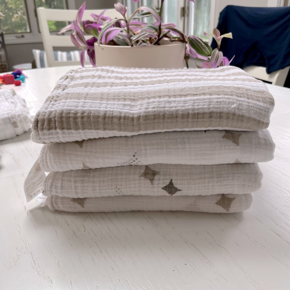 Set/4 Aden and Anais Muslin Swaddle Blankets